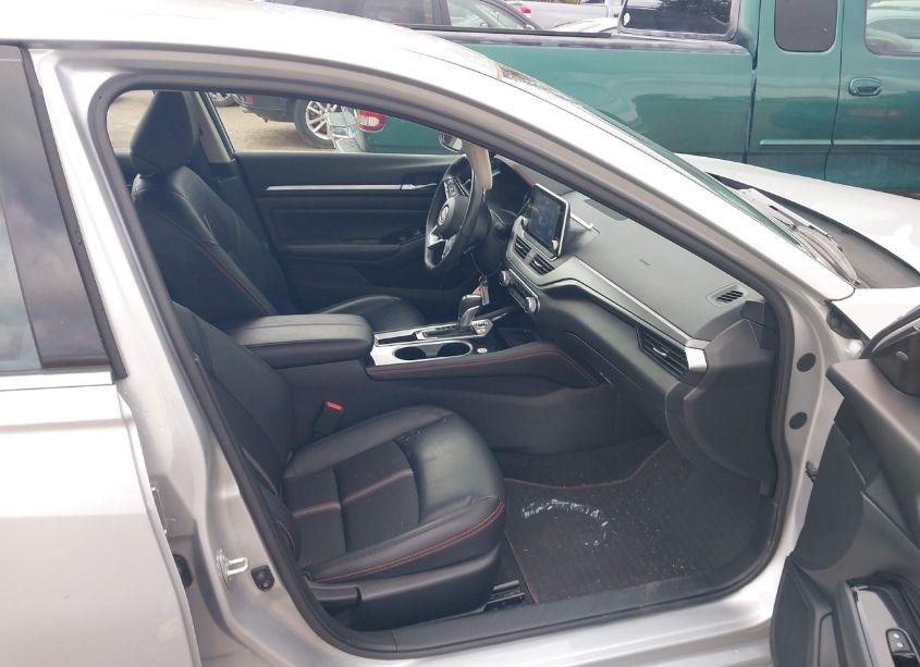 Photo 5 of 2024 Nissan Altima (VIN 1N4BL4CV3RN335094)