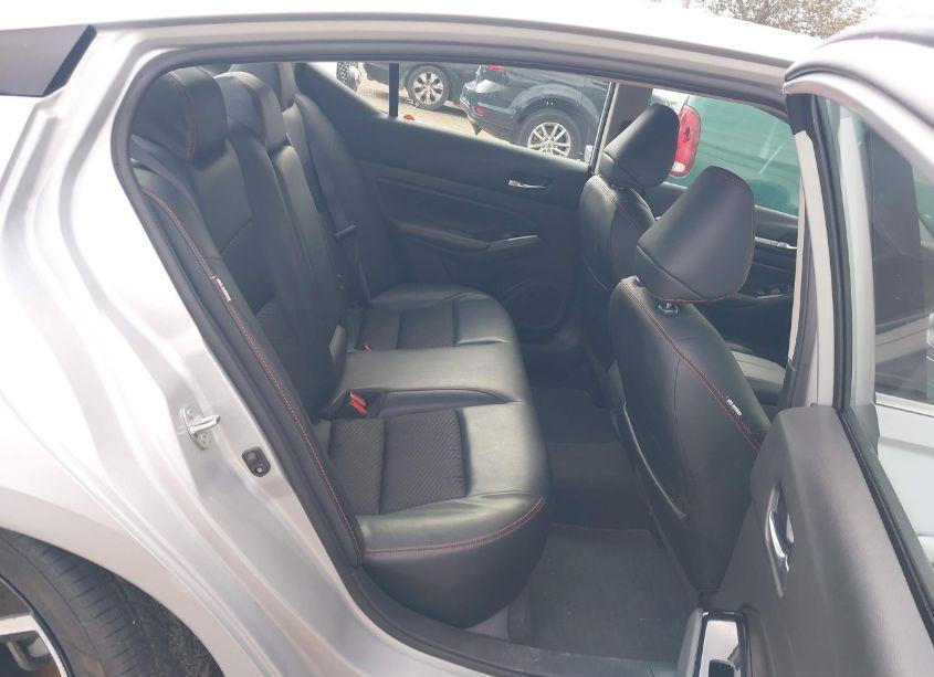 Photo 8 of 2024 Nissan Altima (VIN 1N4BL4CV3RN335094)