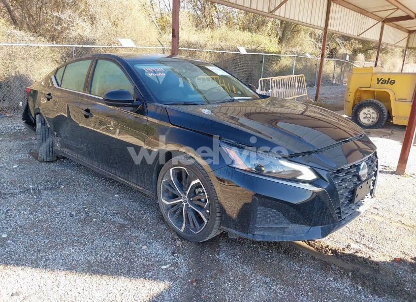 2024 Nissan Altima SR FWD (VIN 1N4BL4CV3RN344782) main photo