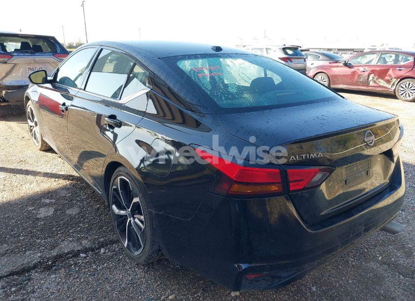 Photo 3 of 2024 Nissan Altima SR FWD (VIN 1N4BL4CV3RN344782)