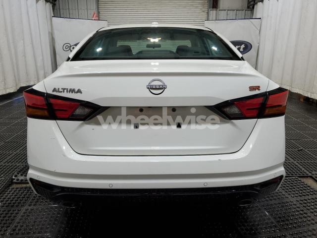 Photo 3 of 2024 NISSAN ALTIMA SR N/A (VIN 1N4BL4CV3RN364577)
