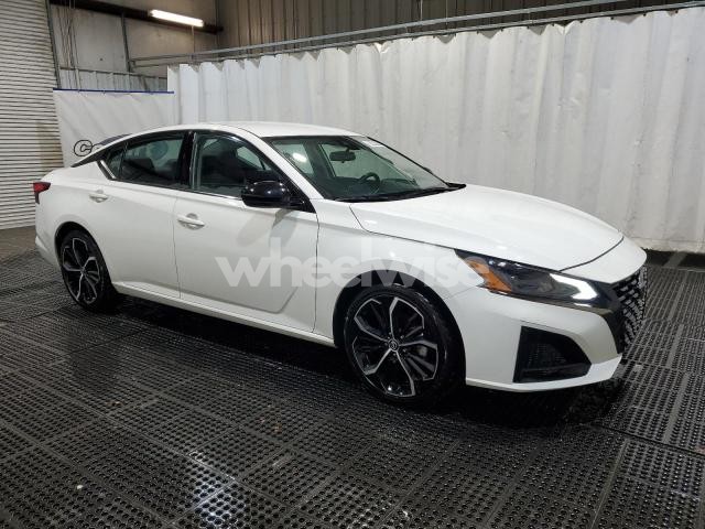 Photo 8 of 2024 NISSAN ALTIMA SR N/A (VIN 1N4BL4CV3RN364577)