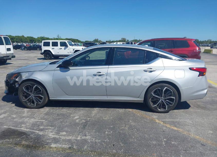 Photo 14 of 2024 Nissan Altima SR FWD (VIN 1N4BL4CV3RN410196)