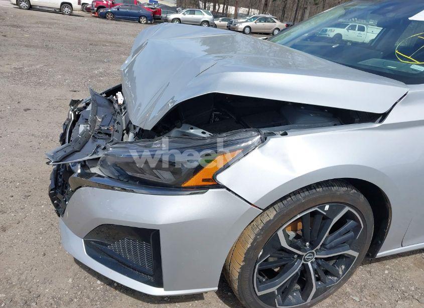 Photo 6 of 2024 Nissan Altima SR FWD (VIN 1N4BL4CV3RN430058)