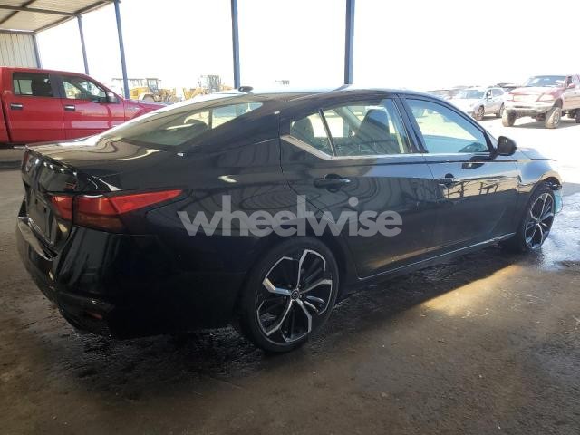 Photo 3 of 2025 NISSAN ALTIMA SR N/A (VIN 1N4BL4CV3SN349941)