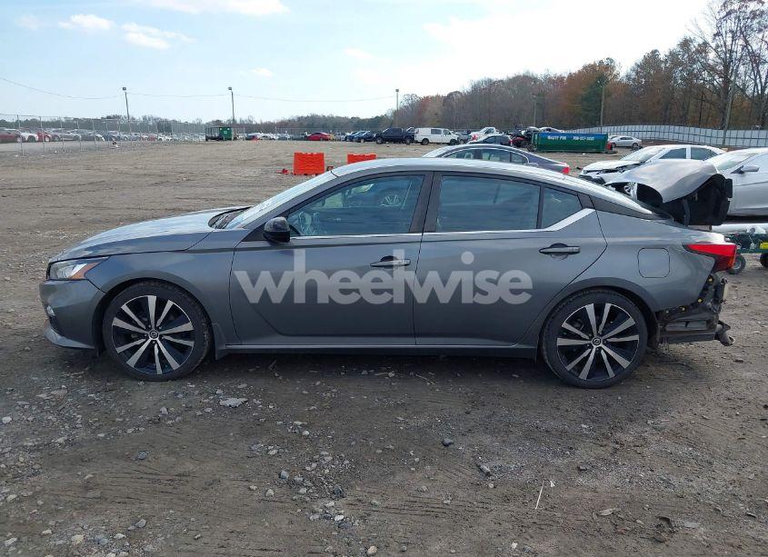 Photo 15 of 2019 Nissan Altima 2.5 SR (VIN 1N4BL4CV4KC104870)