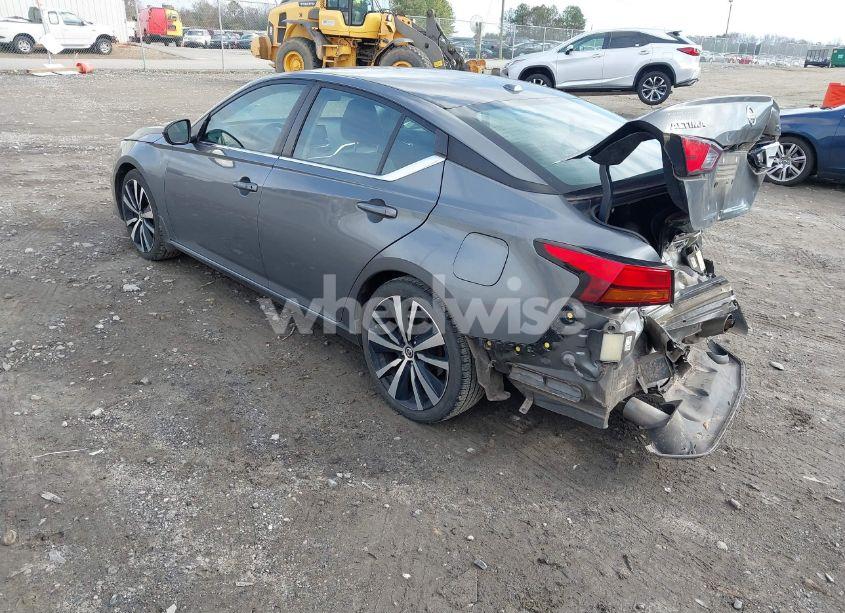 Photo 3 of 2019 Nissan Altima 2.5 SR (VIN 1N4BL4CV4KC104870)