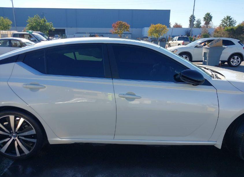 Photo 14 of 2019 Nissan Altima 2.5 SR (VIN 1N4BL4CV4KC137464)