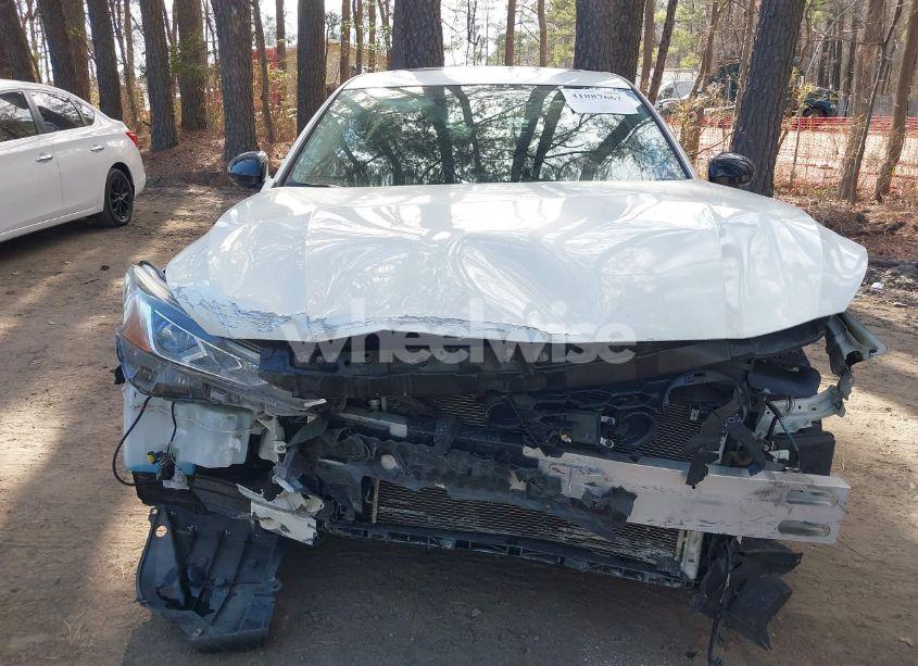 Photo 6 of 2019 Nissan Altima 2.5 SR (VIN 1N4BL4CV4KC148593)