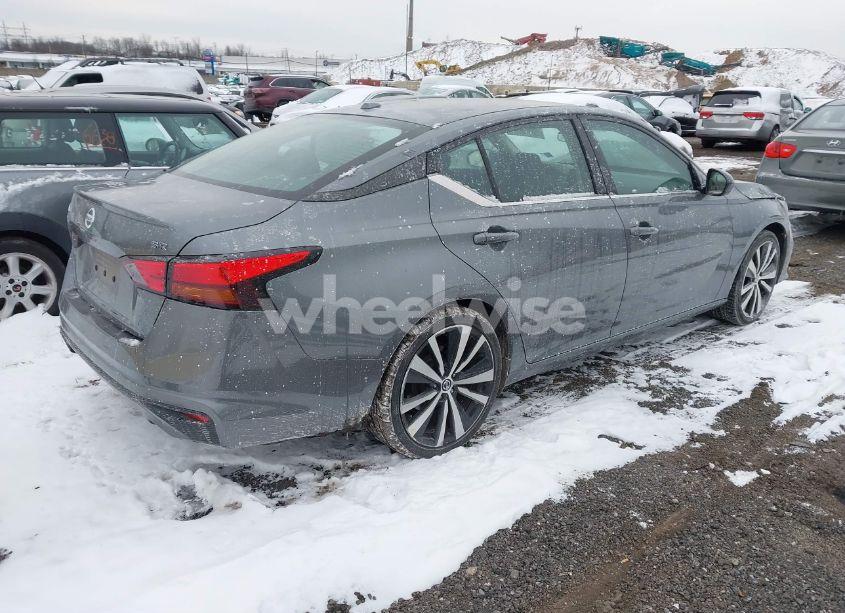 Photo 4 of 2019 Nissan Altima 2.5 SR (VIN 1N4BL4CV4KC172280)