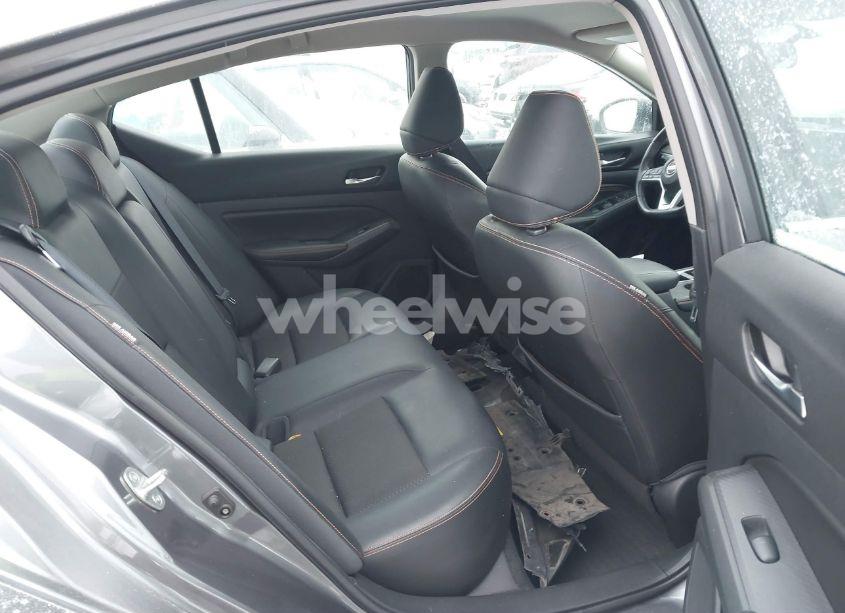 Photo 8 of 2019 Nissan Altima 2.5 SR (VIN 1N4BL4CV4KC172280)