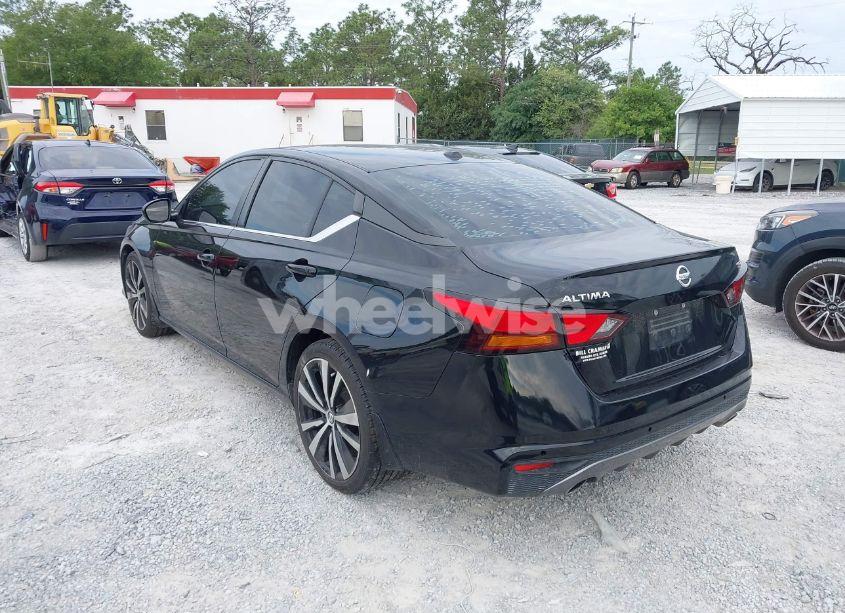 Photo 3 of 2019 Nissan Altima 2.5 SR (VIN 1N4BL4CV4KC178144)
