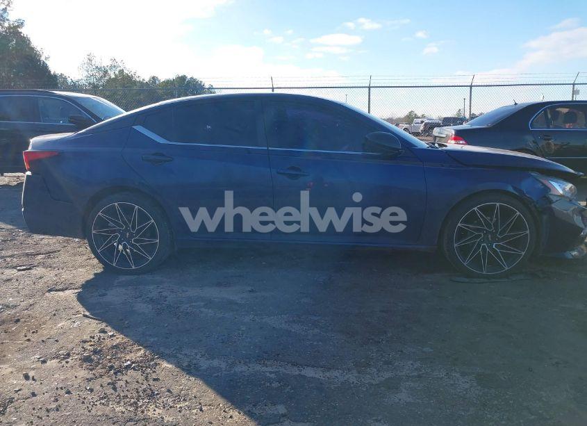 Photo 13 of 2019 Nissan Altima 2.5 SR (VIN 1N4BL4CV4KC205827)