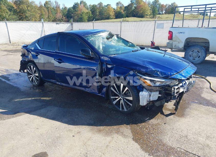 2019 Nissan Altima 2.5 SR (VIN 1N4BL4CV4KC224538) main photo
