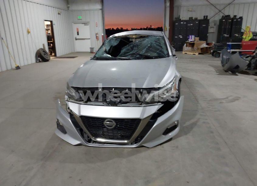 Photo 13 of 2020 Nissan Altima SR FWD (VIN 1N4BL4CV4LC120150)