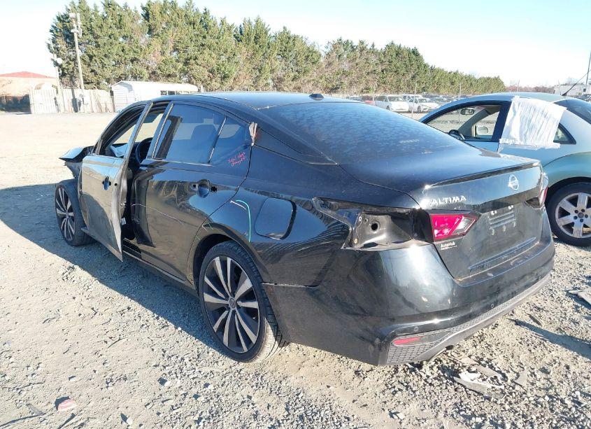 Photo 3 of 2020 Nissan Altima SR FWD (VIN 1N4BL4CV4LC128457)