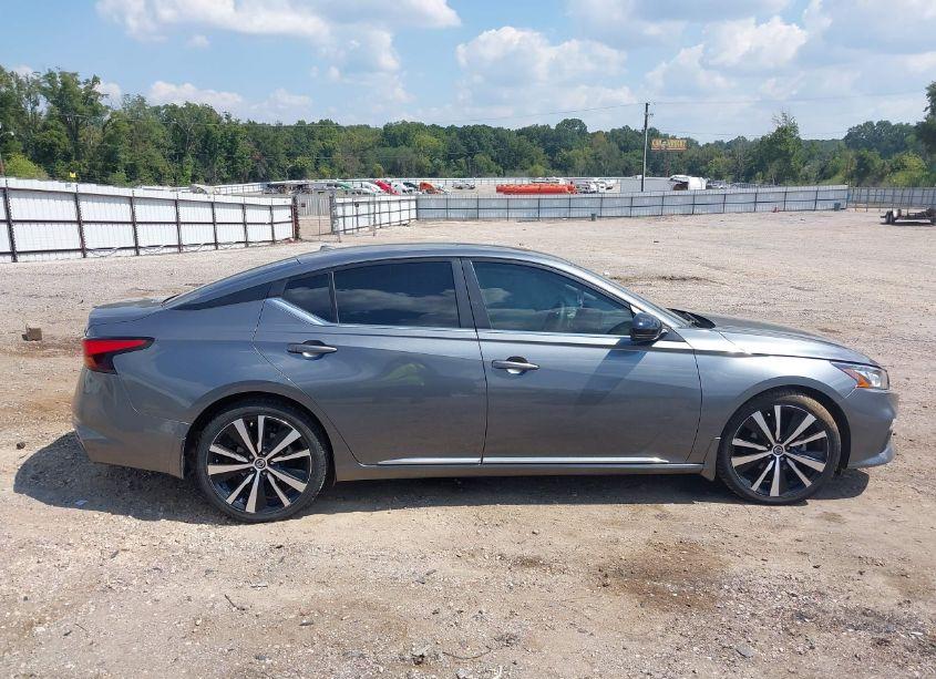 Photo 13 of 2020 Nissan Altima SR FWD (VIN 1N4BL4CV4LC171387)