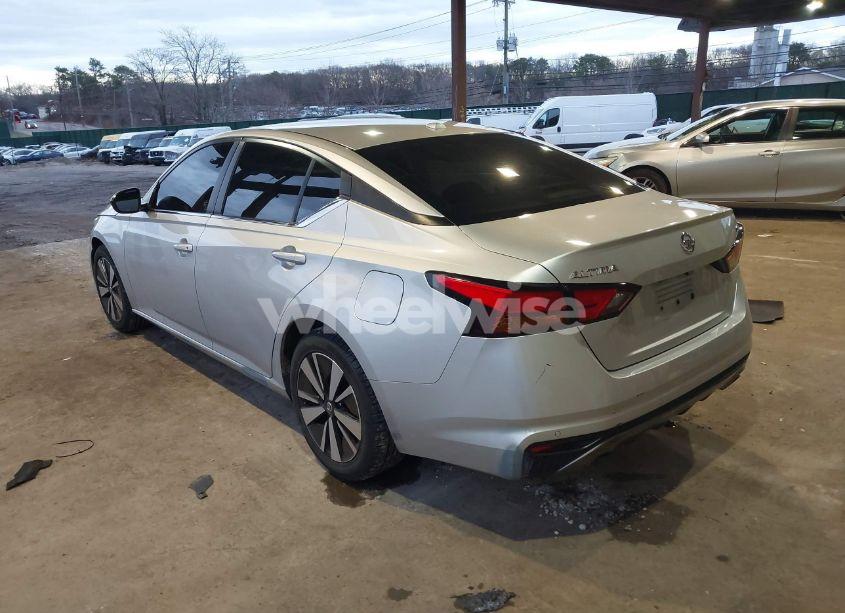 Photo 3 of 2020 Nissan Altima SR FWD (VIN 1N4BL4CV4LC196970)