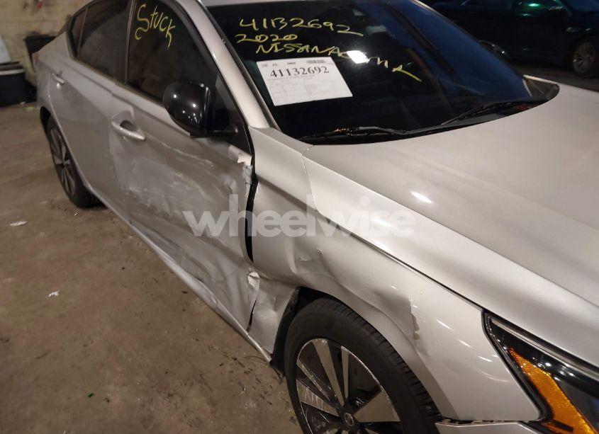 Photo 6 of 2020 Nissan Altima SR FWD (VIN 1N4BL4CV4LC196970)