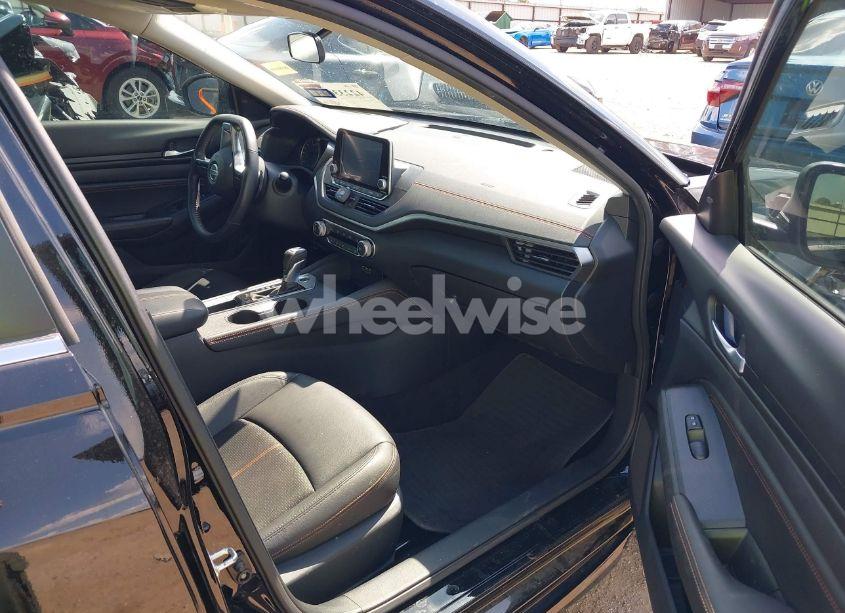 Photo 5 of 2020 Nissan Altima SR FWD (VIN 1N4BL4CV4LC250722)