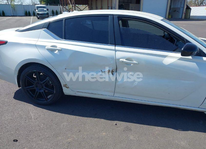 Photo 6 of 2020 Nissan Altima SR FWD (VIN 1N4BL4CV4LC273420)