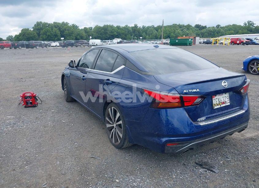 Photo 3 of 2021 Nissan Altima SR FWD (VIN 1N4BL4CV4MN332794)