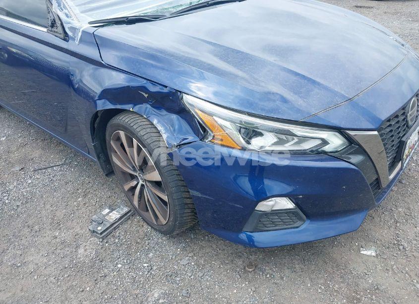 Photo 6 of 2021 Nissan Altima SR FWD (VIN 1N4BL4CV4MN332794)