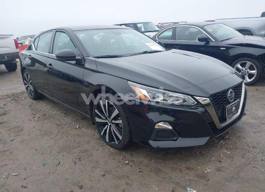2021 Nissan Altima SR FWD (VIN 1N4BL4CV4MN377072) main photo