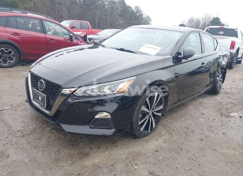 Photo 2 of 2021 Nissan Altima SR FWD (VIN 1N4BL4CV4MN377072)