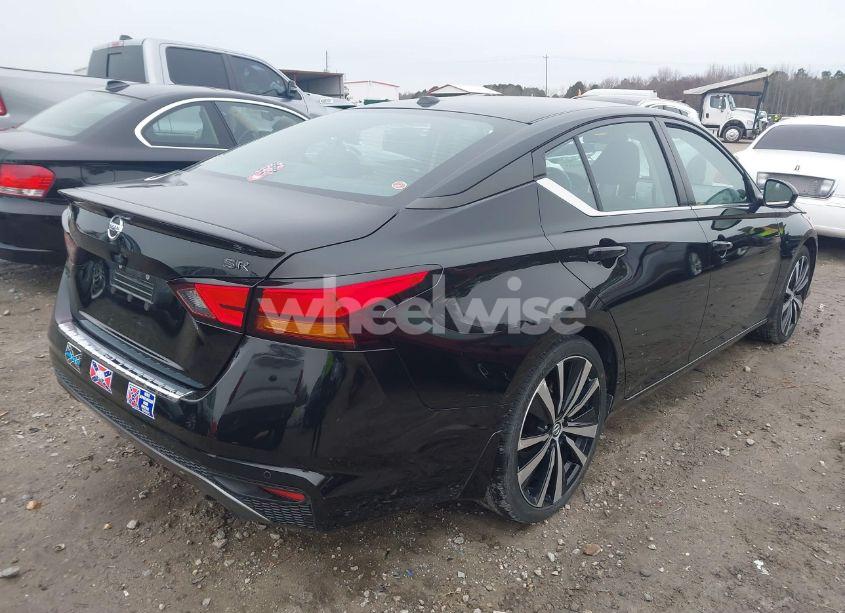 Photo 4 of 2021 Nissan Altima SR FWD (VIN 1N4BL4CV4MN377072)