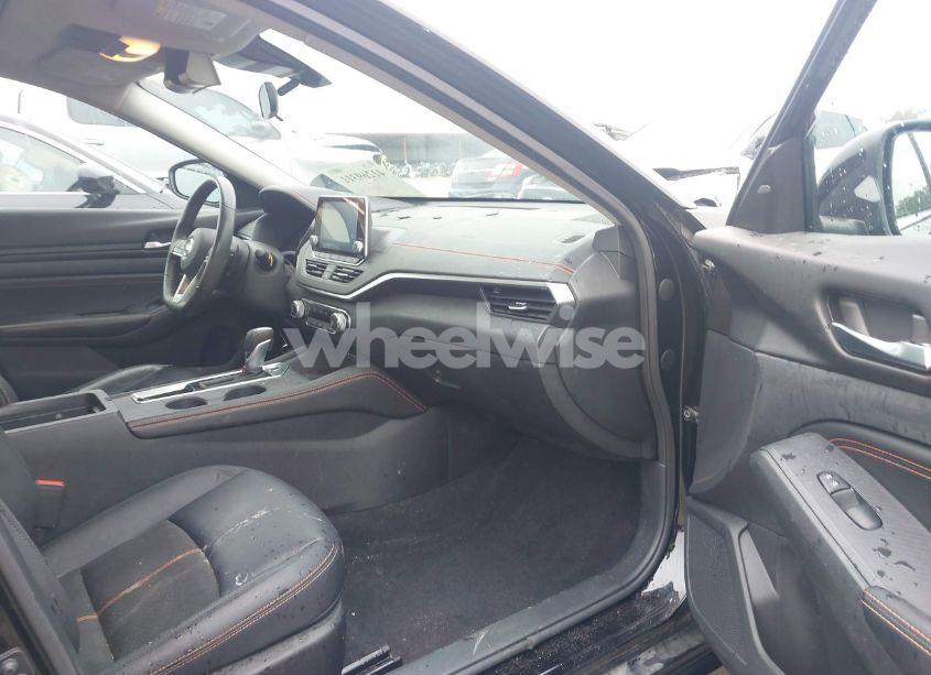 Photo 5 of 2021 Nissan Altima SR FWD (VIN 1N4BL4CV4MN377072)