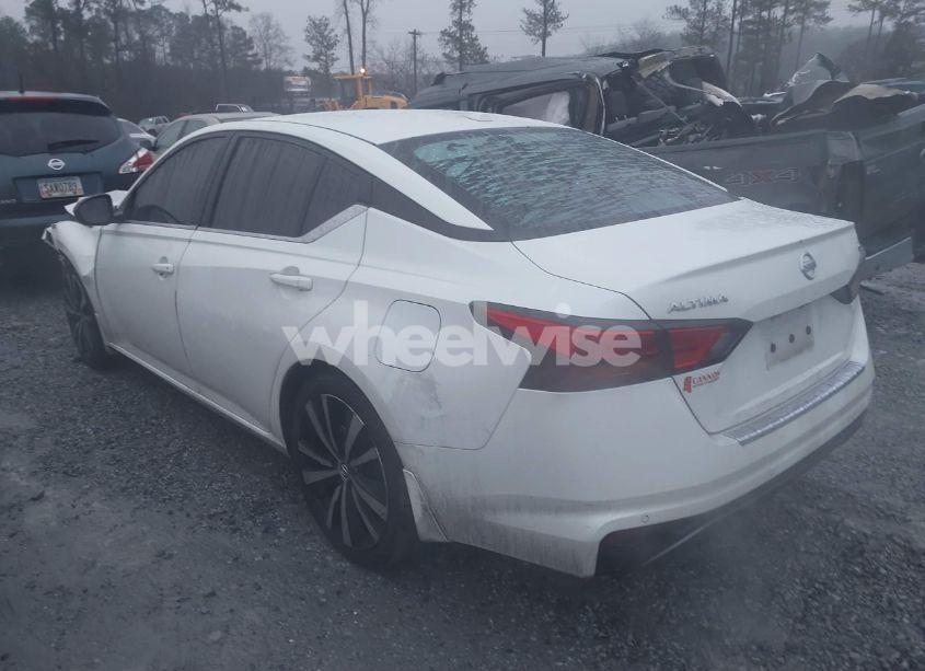 Photo 3 of 2021 Nissan Altima SR FWD (VIN 1N4BL4CV4MN408322)