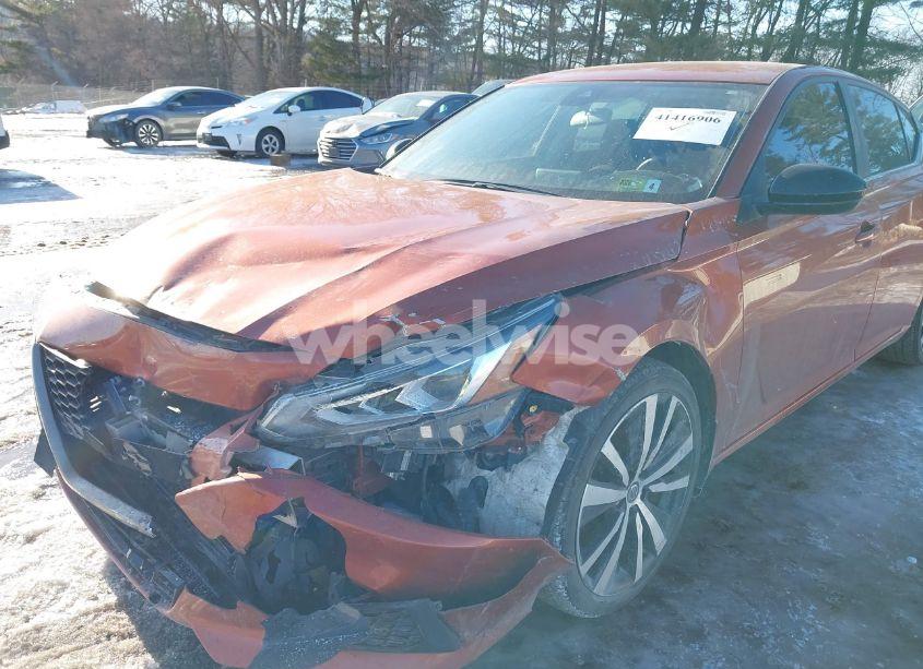 Photo 6 of 2022 Nissan Altima SR FWD (VIN 1N4BL4CV4NN306388)