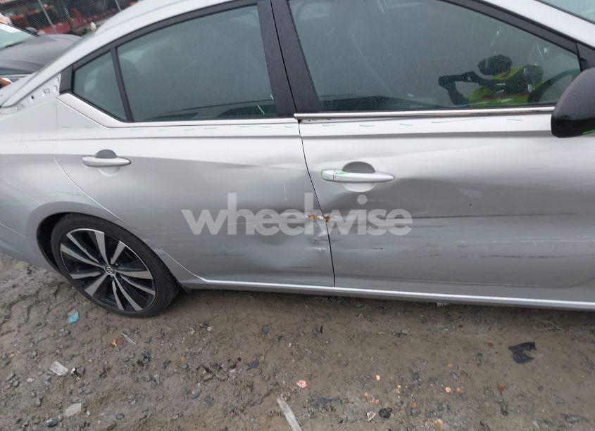 Photo 13 of 2022 Nissan Altima SR FWD (VIN 1N4BL4CV4NN315480)