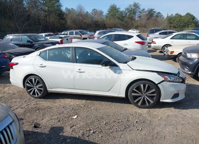 Photo 13 of 2022 Nissan Altima SR FWD (VIN 1N4BL4CV4NN320047)