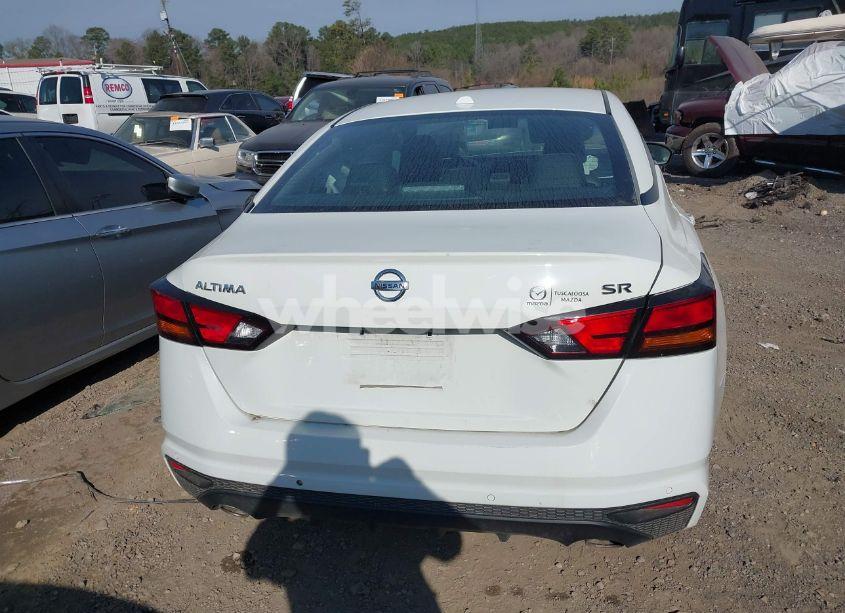 Photo 16 of 2022 Nissan Altima SR FWD (VIN 1N4BL4CV4NN320047)