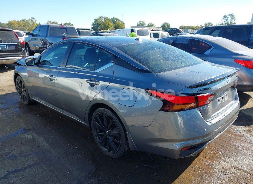 Photo 3 of 2022 Nissan Altima SR FWD (VIN 1N4BL4CV4NN339049)