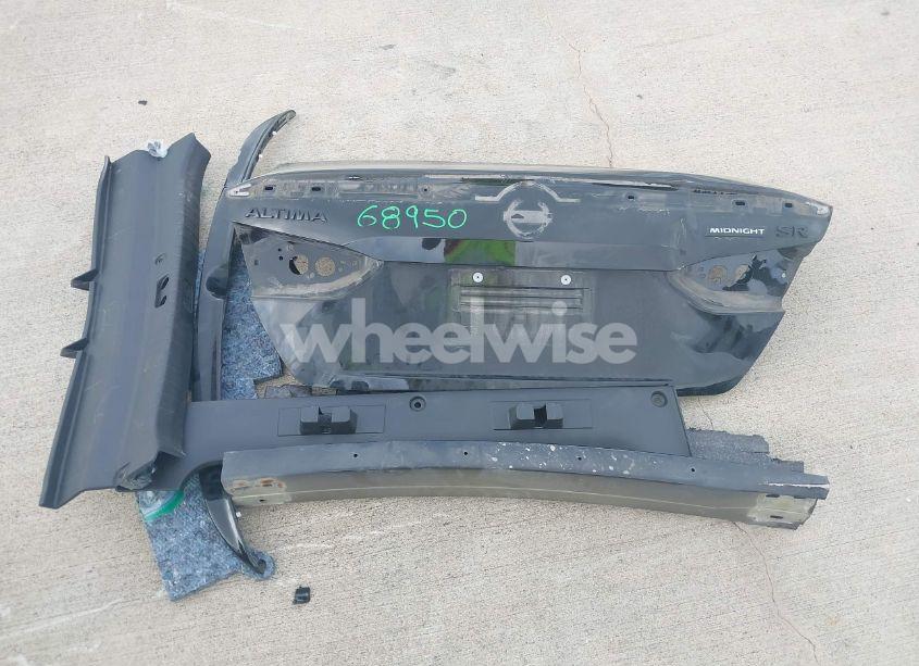 Photo 12 of 2022 Nissan Altima SR FWD (VIN 1N4BL4CV4NN356630)