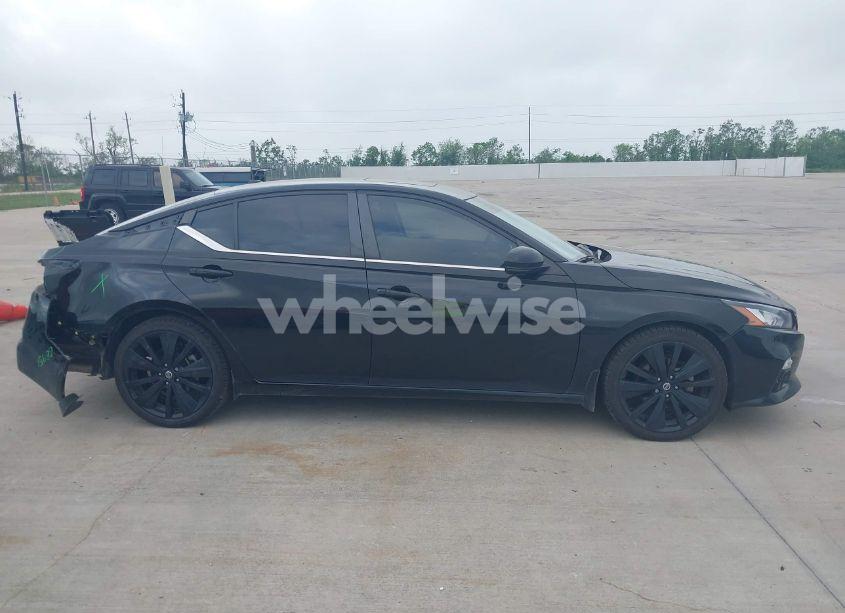 Photo 14 of 2022 Nissan Altima SR FWD (VIN 1N4BL4CV4NN356630)