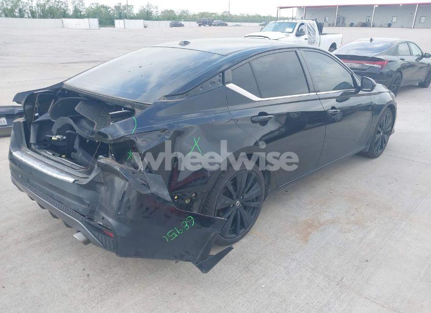 Photo 4 of 2022 Nissan Altima SR FWD (VIN 1N4BL4CV4NN356630)