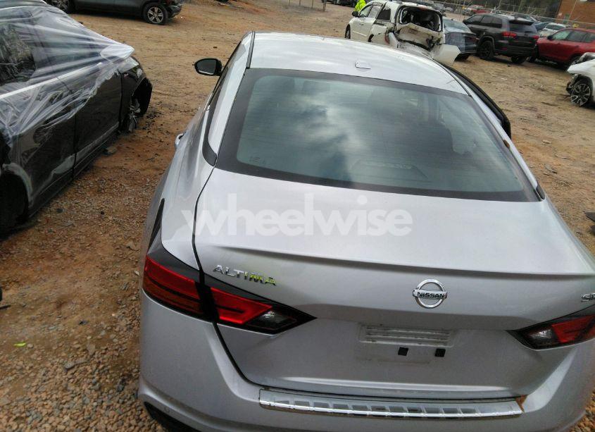 Photo 16 of 2022 Nissan Altima SR FWD (VIN 1N4BL4CV4NN365117)