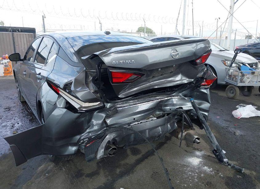 Photo 6 of 2022 Nissan Altima SR FWD (VIN 1N4BL4CV4NN378398)