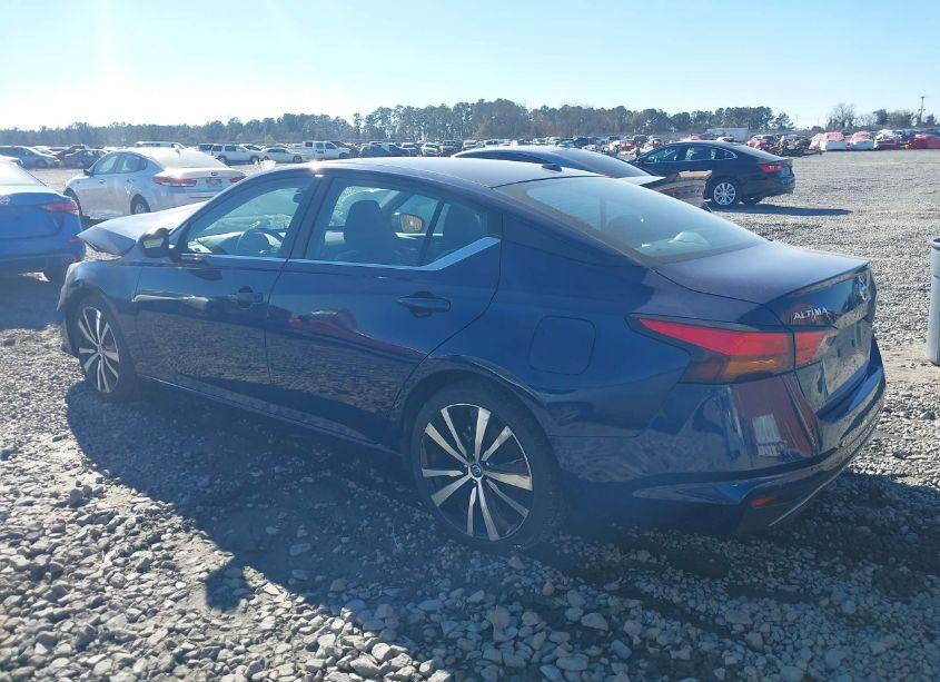 Photo 3 of 2022 Nissan Altima SR FWD (VIN 1N4BL4CV4NN385092)