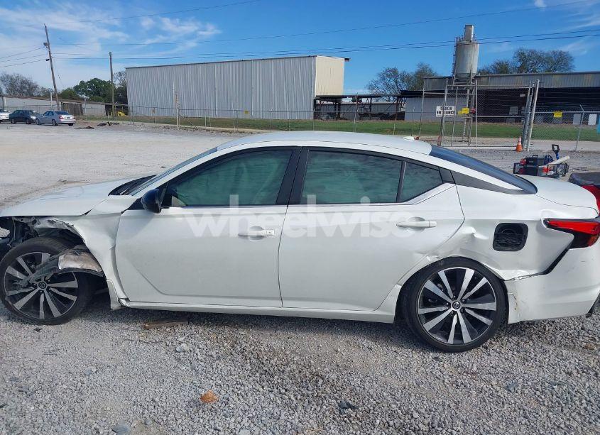 Photo 13 of 2022 Nissan Altima SR FWD (VIN 1N4BL4CV4NN407981)