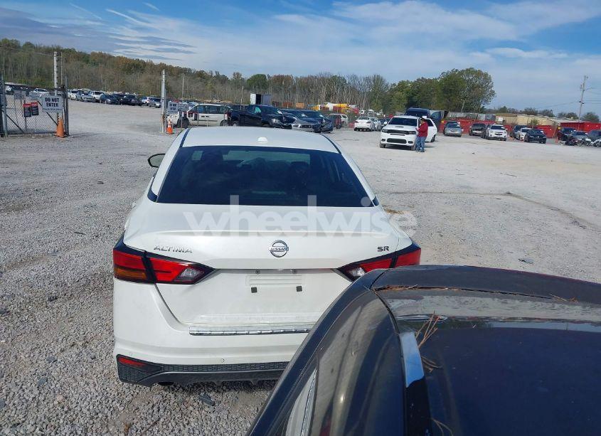 Photo 15 of 2022 Nissan Altima SR FWD (VIN 1N4BL4CV4NN407981)