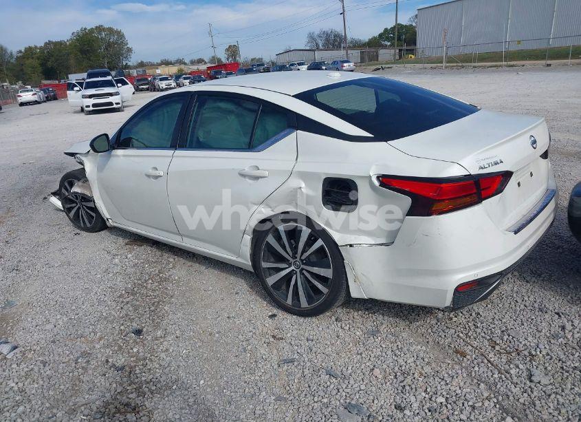 Photo 3 of 2022 Nissan Altima SR FWD (VIN 1N4BL4CV4NN407981)