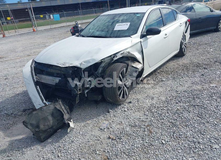 Photo 6 of 2022 Nissan Altima SR FWD (VIN 1N4BL4CV4NN407981)