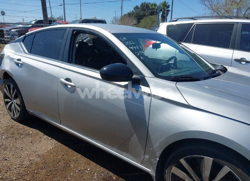 Photo 13 of 2022 Nissan Altima SR FWD (VIN 1N4BL4CV4NN419547)