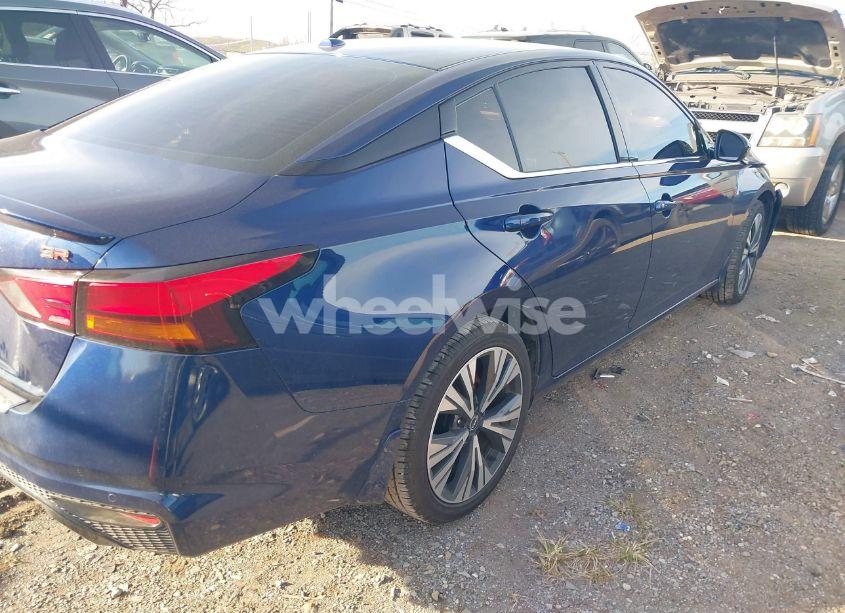 Photo 4 of 2023 Nissan Altima SR FWD (VIN 1N4BL4CV4PN343153)