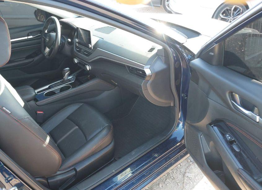 Photo 5 of 2023 Nissan Altima SR FWD (VIN 1N4BL4CV4PN359773)